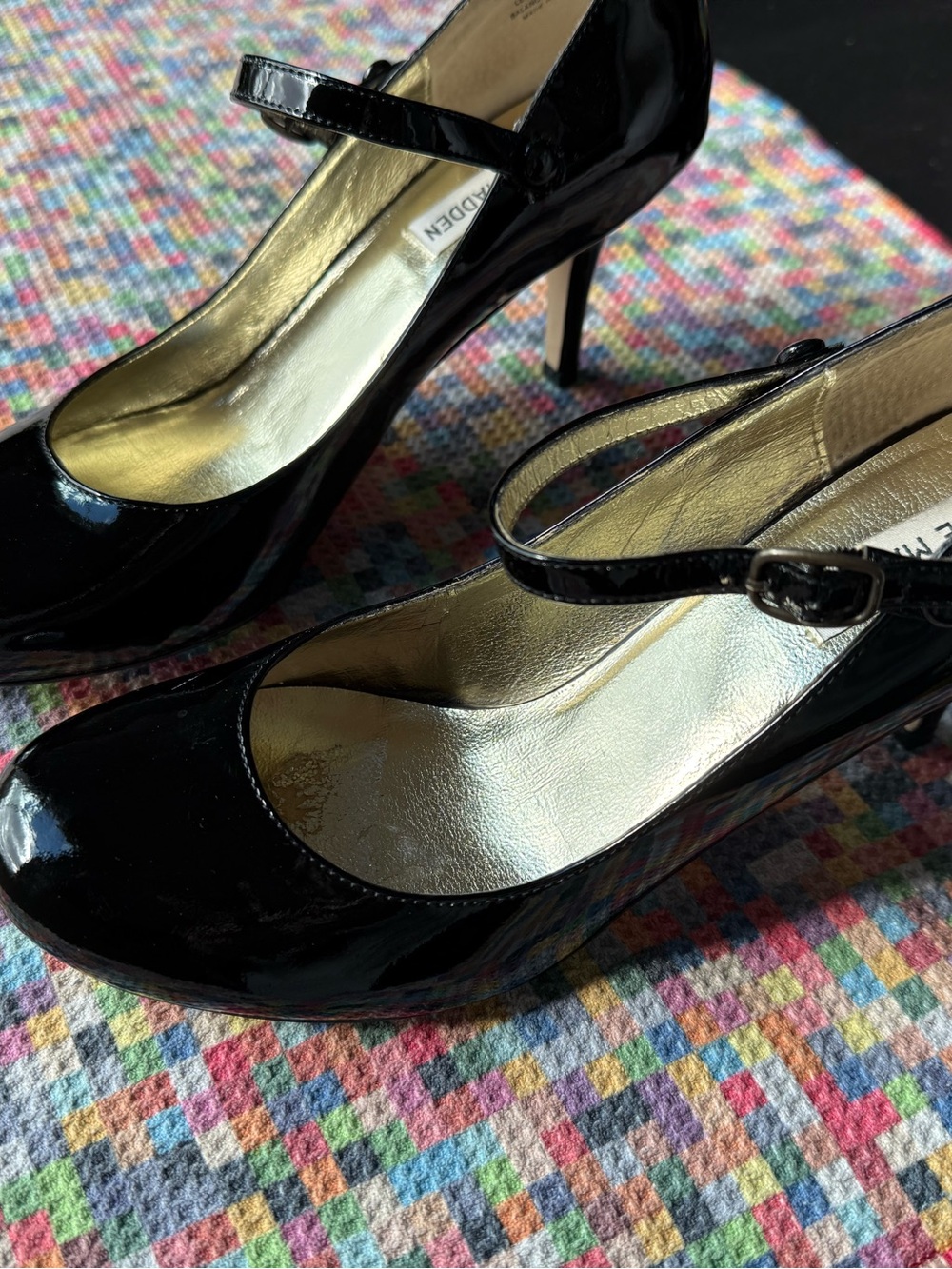 Steve Madden Black Patent Mary Jane Heels
